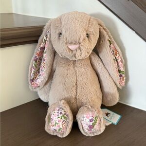 *NEW* Jellycat Petal Blossom Bunny